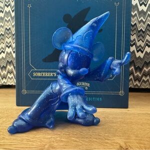 D23 Magic Mystery Mickey Mouse Sorcerer's Apprentice Cosmic Blue Variant Figure